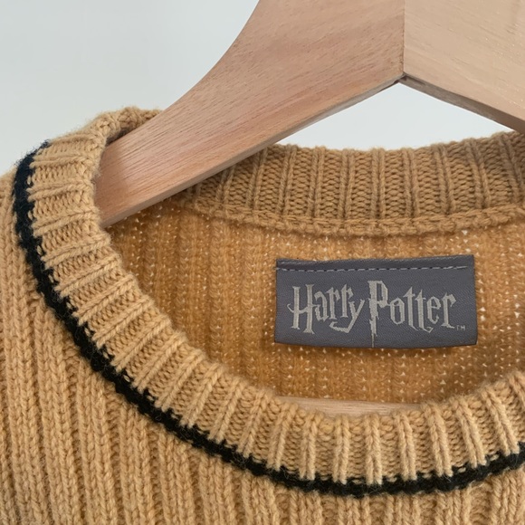 Hufflepuff Quidditch jumper harry potter - Picture 4 of 5